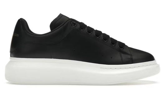 Alexander McQueen Oversize Negro y Blanco