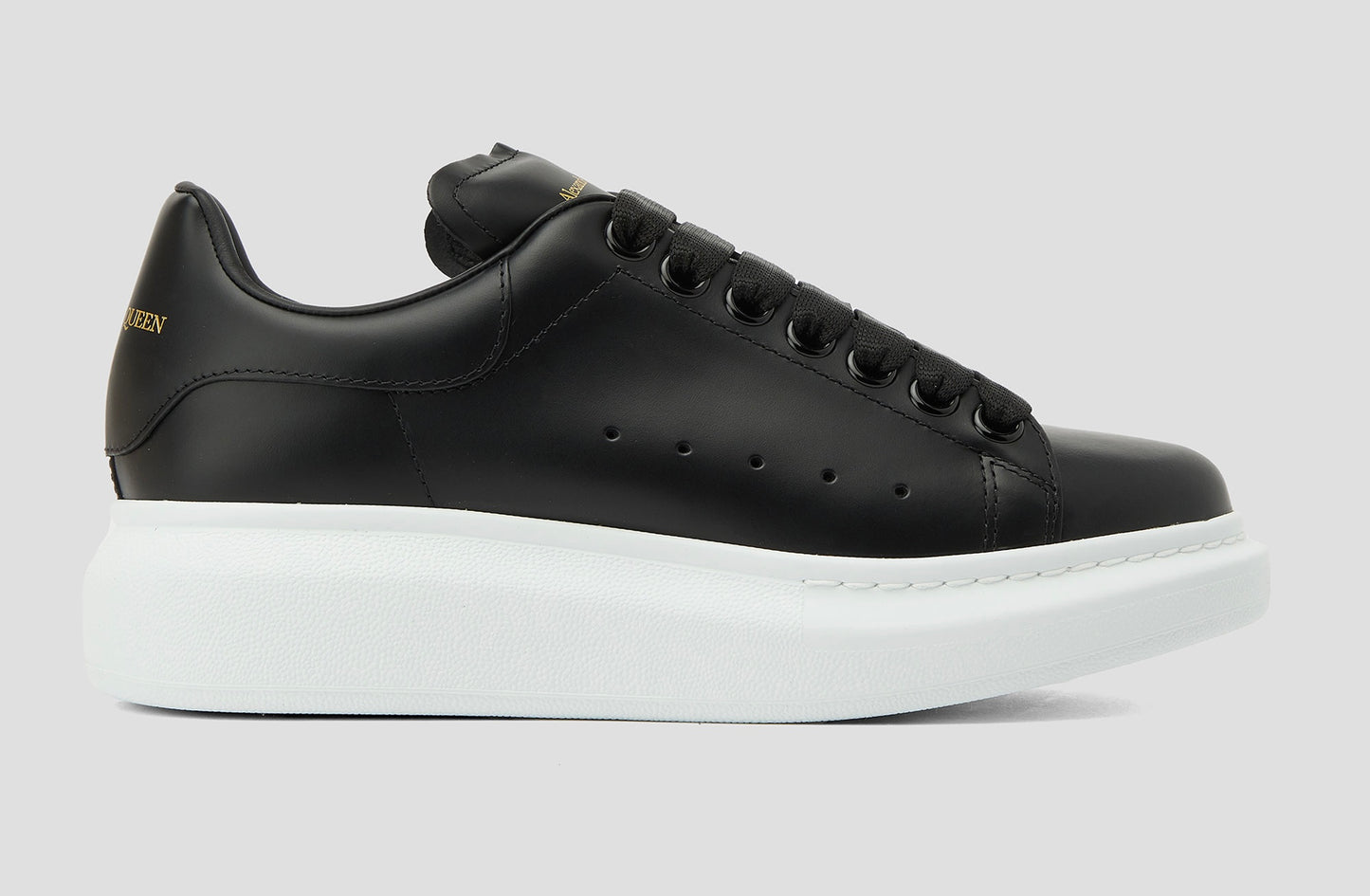 Alexander McQueen Oversize Negro